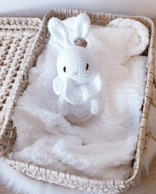 Hochet crochet lapin 