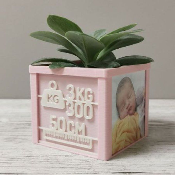 Mini cache pot personnalisé - naissance